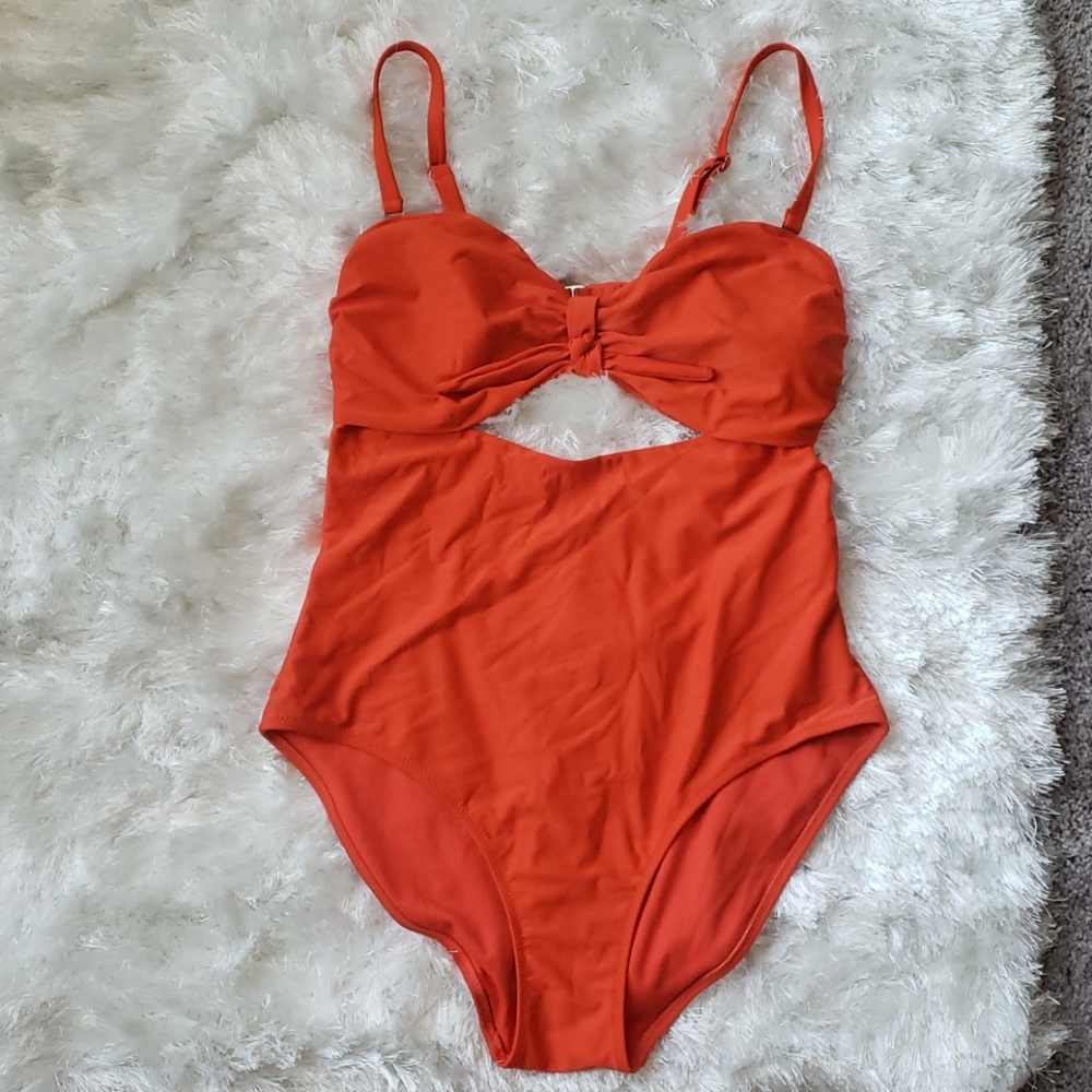BATHING SUIT